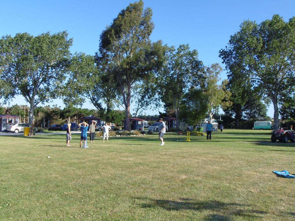 Glenavys Waitaki River Motor Camp 외부 사진