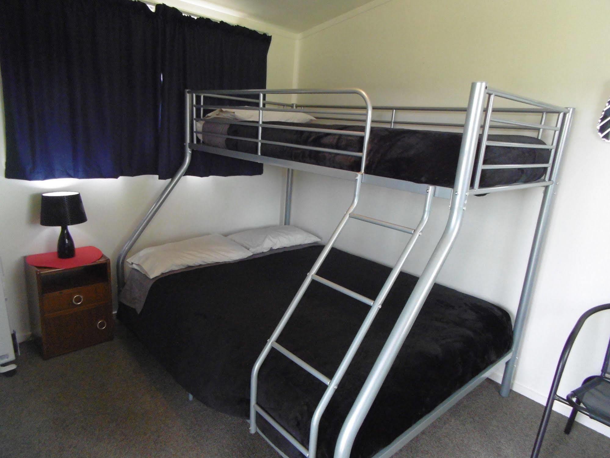 Glenavys Waitaki River Motor Camp 외부 사진