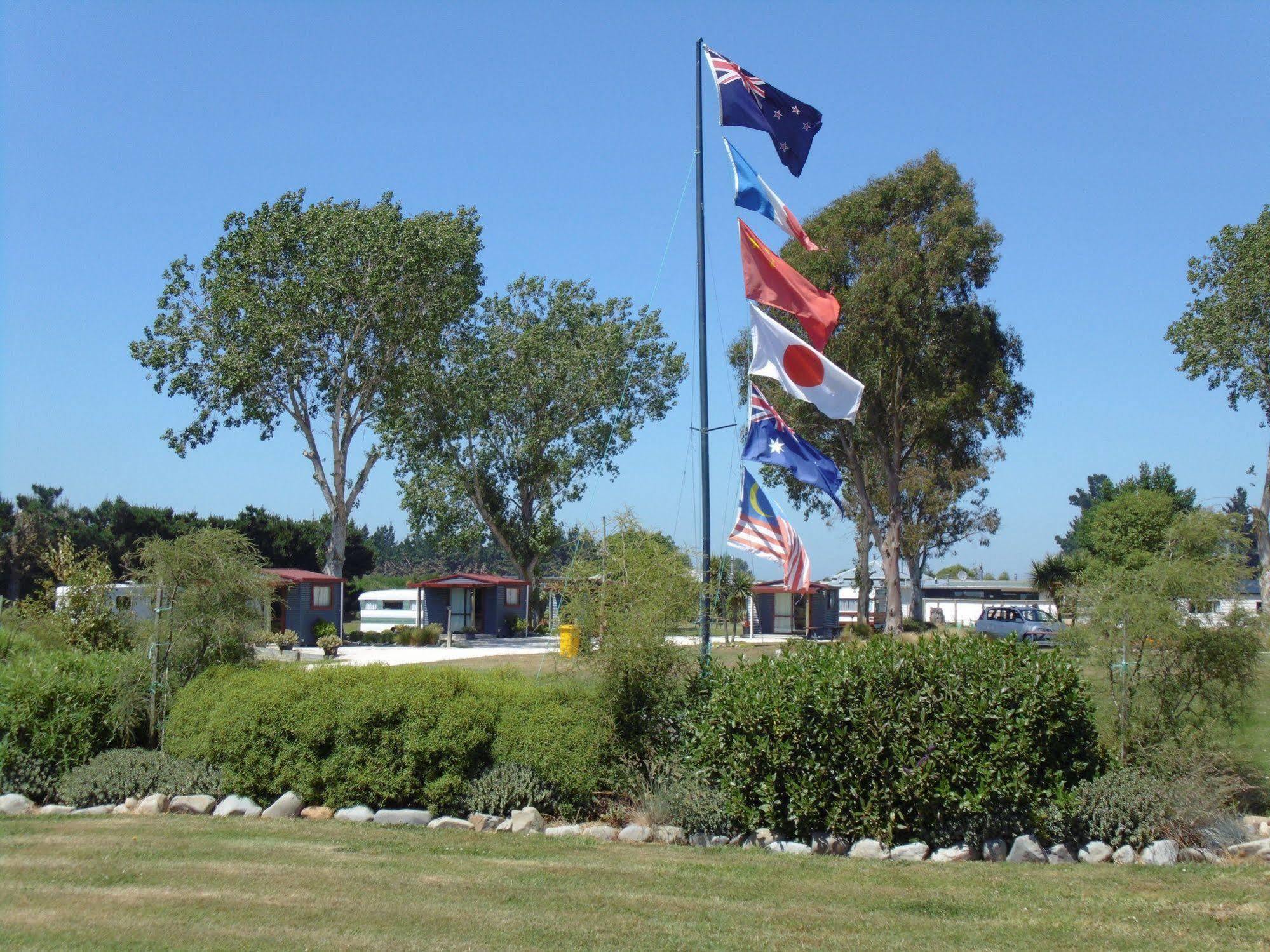 Glenavys Waitaki River Motor Camp 외부 사진